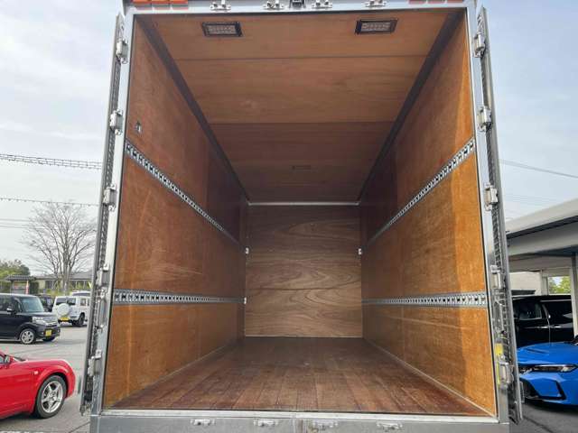 車両写真