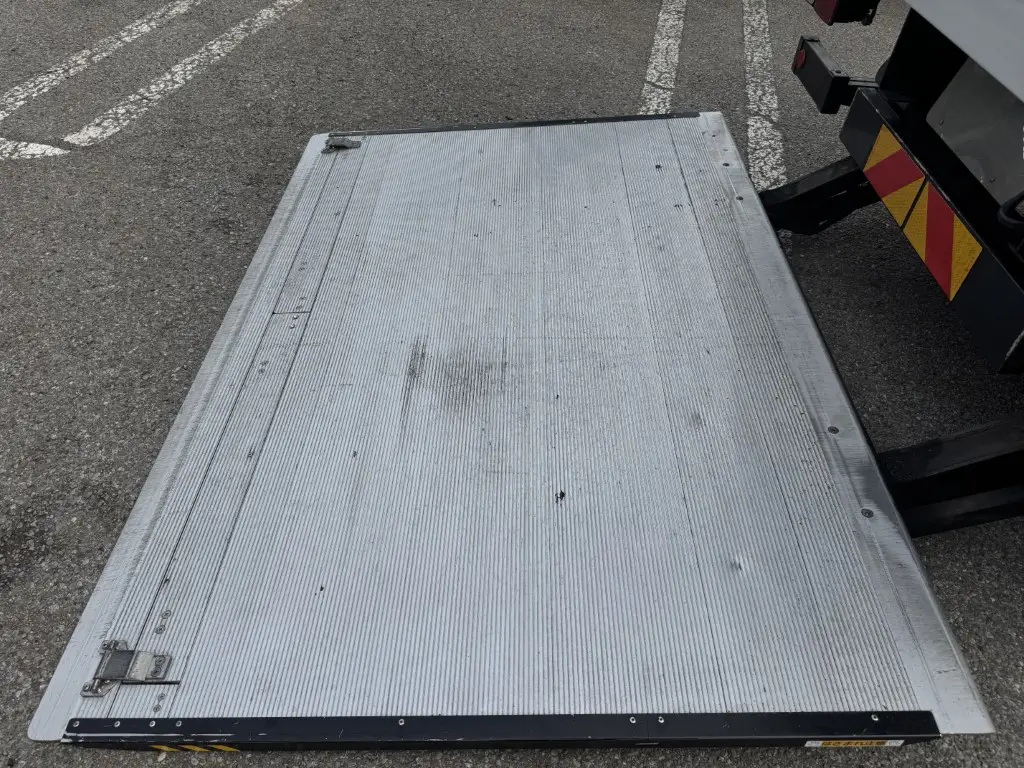 車両写真