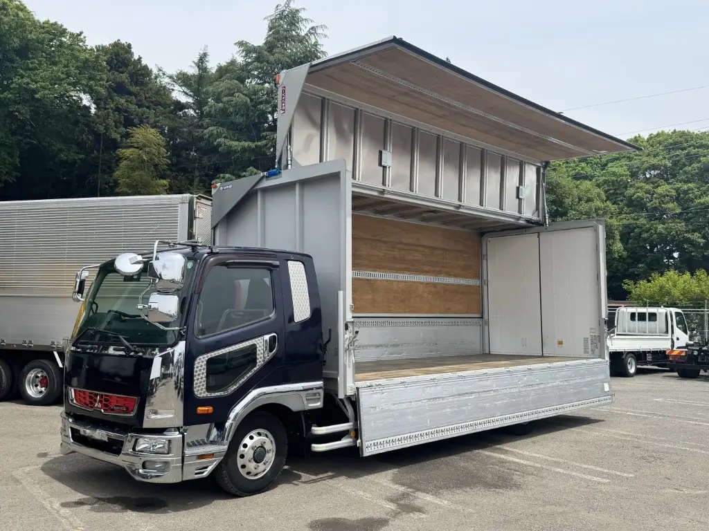 車両写真